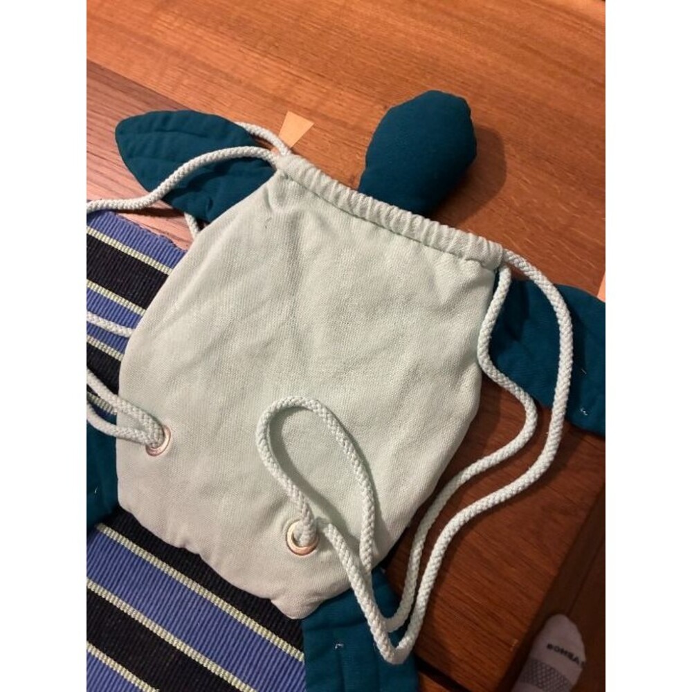 Meri Meri Blue Turtle Backpack Draw String - Picture 3 of 5
